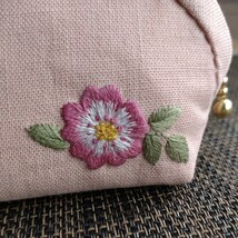 【ハンドメイド】手刺繍 コインケース ミニファスナーポーチ2_画像4