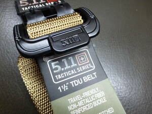 5.11 タクティカル TDU ベルト 1‐1/2 インチ （38mm）幅 Kangaroo Tan / Lサイズ 59552BKS TDU Belt 送料無料 511 Tactical TDU Belt