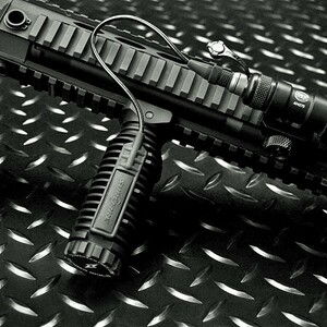 STRIKE INDUSTRIES DURA Grip LITE PRO Version メタル・フォアグリップ DG-L01 実銃用