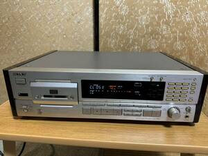 ソニー　DATデッキ DTC-77ES