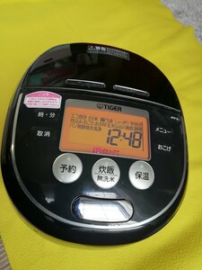 Tiger 圧力IH炊飯器 model【JKP-G100】正常動作品 5.5合 Black　made in japan　AC100V 1,200W 内蓋～新規交換済 釜底面に少しキズあり