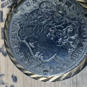 1881年 モルガン ダラー 銀貨 1ドル シルバー モルガンド リバティ イーグル アメリカ合衆国造幣局 アンティークコインマネークリップの画像7