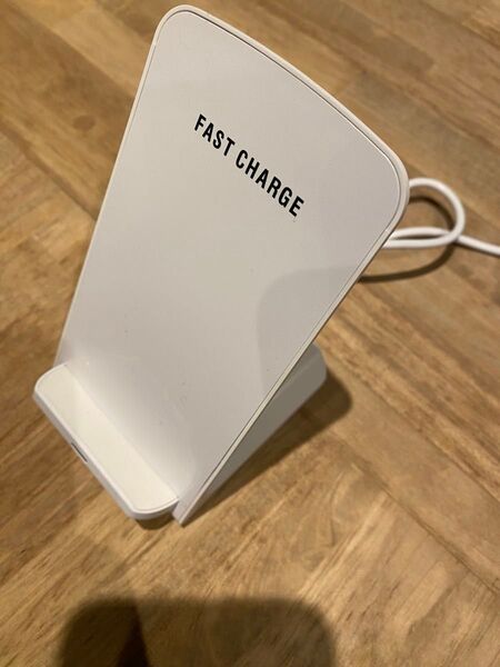急速ワイヤレス充電スタンド ホワイト スマホスタンド スタンド スマホホルダー
