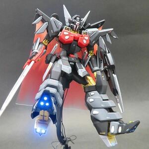 バンダイ HG 1/144 機動戦士ガンダム シードフリーダム ブラックナイトスコードシヴァ LED電飾 塗装完成品