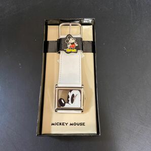 【レア】【新品未使用】Disney ディズニーストア ミッキーマウス腕時計の画像1