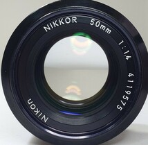 【終活コレクション整理】 Nikon NEW FM2黒 美品＋Ai NIKKOR 50mm f1.4＋モータードライブMD−12 各動作良好 露出計OK 光学良好 連写OK_画像8