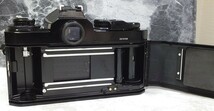 【終活コレクション整理】 Nikon FE2黒＋Ai NIKKOR 50mm f1.2 シンデレラ単焦点 純正メタルフード付 各動作良好 露出計メーターOK 光学美品_画像6