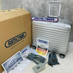 【美品】RIMOWA リモワ TOPAS トパーズ Business ビジネストローリー 29L 機内持ち込み 4輪 MW TSAロック オリジナル コンパクト シルバー