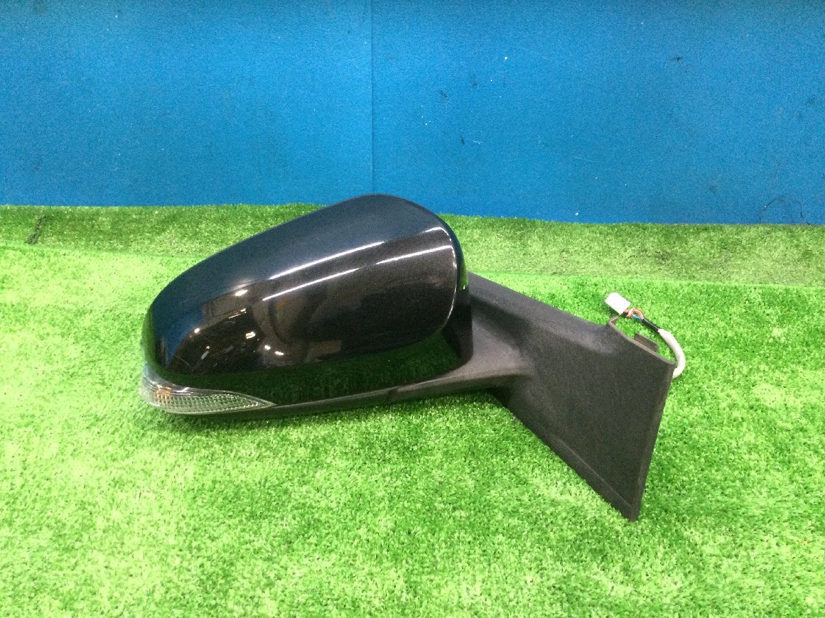 ヴィッツ DBA-NSP130 右サイドミラー 209 87910-52B90 J ヴィッツ DBA-NSP130 右サイドミラー 209 87910-52B90 J