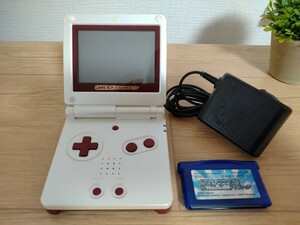 Nintendo/任天堂・ゲームボーイアドバンスSP・ファミコンカラー・AGS-001　　　※ポケモンソフトおまけ