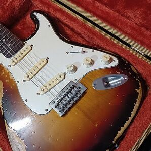 リアトーン搭載Select Capacitor BeldenWier Custom Relic Old 3tone Sunburst Stratocaster の画像5