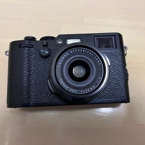 FUJIFILM X100F 