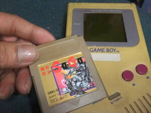 Nintendo Game boy 　ゲームボーイとソフト（サガつき）