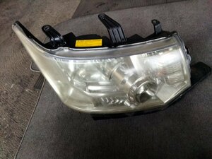 H22　デリカD:5　CV5W　HID　右ヘッドライト　100-87918