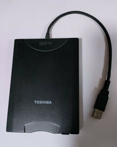 フロッピーディスクドライブ　USB 東芝 PA3214U-2FDDブラック