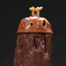 【瓏】龍眼の木彫 隨形香筒 清時代 極細工 手彫り 置物 擺件 中国古美術 蔵出_画像3