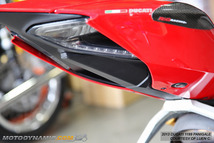 [新品 未使用]Ducati Panigale ドゥカティ パニガーレ 899 959 1199 1299 2012-2018年 フェンダーカバープレートホールブロックオフ_画像3