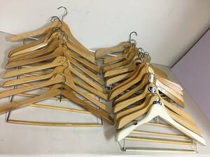 A1151 wooden hanger 26ps.@ suit jacket z Bomber attaching store Western-style clothes hanger 