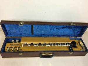 A1207　大正琴　敷島　ハードケース付き　琴伝流　和楽器　弦楽器