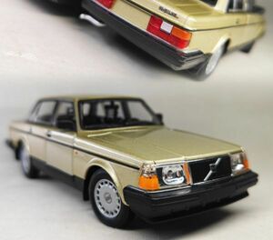 Q伝説の旧車モデルQ1/24 ボルボ 240GL 車 モデルリーガル 車 シミュレーション 合金低床車 モデル 修正 装飾 0103 ゴールド