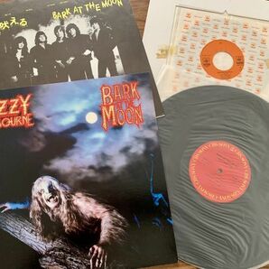 LP レコード 日本盤 特典シングル付 ◆ OZZY OSBOURNE オジー オズボーン / BARK AT THE MOON 月に吠える / 30AP 2731の画像1