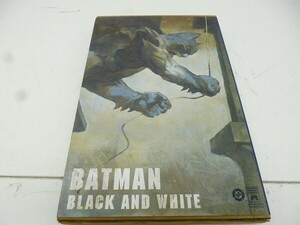 X432-N38-239 BATMAN BLACK AND WHITE バットマン ブラック&ホワイト DC SUPER COMICS コミックス 小学館プロダクション 現状品③