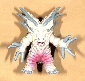 異形進化怪獣 エボリュウ　ミニフィギュア　ウルトラマンティガ　バンダイ　ティガモンスター超全集