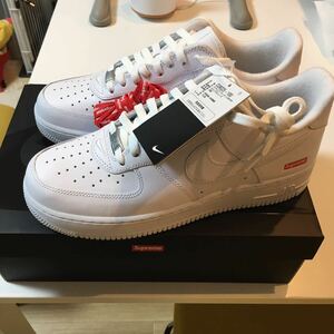 シュプリーム NIKE エアフォース1 ホワイト　新品未使用　US9.5 27.5cm