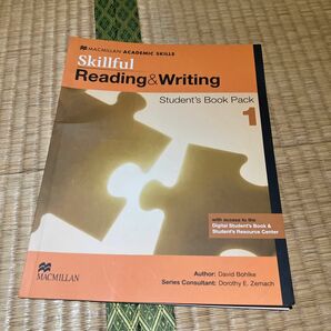 Skillful Reading&Writing Student’s Book Pack 1