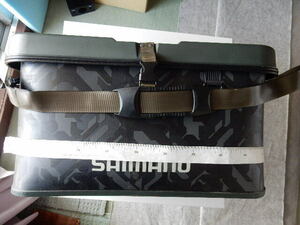 SHIMANO　３２ｌタックルバッグ(中古品です)