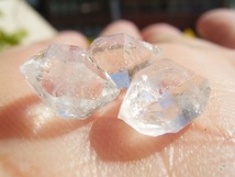 7113 ハーキマーダイヤモンド きれい小粒のお楽しみクリア美美透明水晶クリアクラウド３個組_画像4