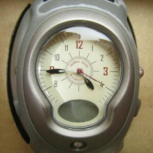 定価11000円 NIKE ACG 腕時計 ナイキ Watch WA0002-001 FRESH AMBIENT グレー×黒 ブラックの画像2