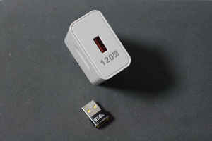 USB/Type-C 急速充電器 120W GaN Quick Charge 5.0 9A 1ポート 未使用新品 White 送料無料 