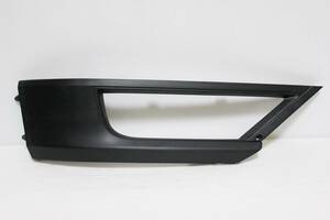 [美品/良品] VW Tロック/T-ROC A1D A1DFF/A1DPC 純正 右 フロント バンパー フォグ グリル 2GA.853.666.A (2GA853666A) ガーニッシュ ①