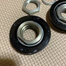 Last one. OLD BMXサンツアーSA-180ボトムブラケットBBシールドベアリングSUNTOURワンピース 24TクランクZG Sealed Bottom Bracket SA-180_画像8