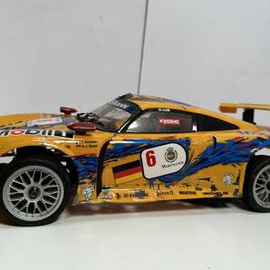 ★コレクター必見！！ KYOSHO PORSCHE 911 GT1 ポルシェ ラジコンカー 箱付き 訳有 備品付き コレクション 車 おもちゃ ジャンク 趣味 G480の画像5