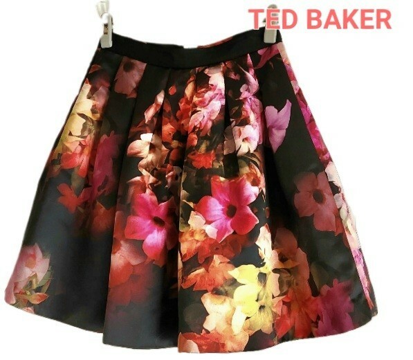 美品　TED BAKER パニエ付きフレアースカート 花柄 ひざ丈 ボリューミー