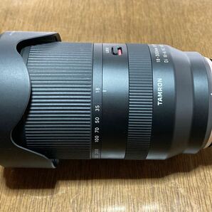 【富士フイルムXマウント】【23年12月購入】【保障期間内】タムロン TAMRON Model B061 18-300mm F/3.5-6.3 Di III-A VC VXD 美品の画像1