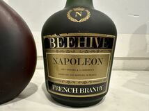 【未開栓】ブランデー 2本セット NAPOLEON ARMAGNAC Cles des Dues BEEHIVE 40度 700ml ナポレオン アルマニャック フレンチ 【札TB01】_画像3