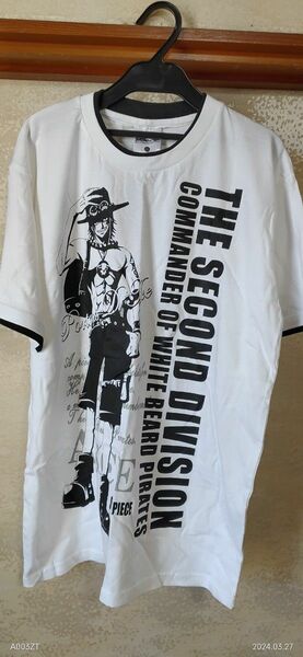 ONE PIECE　ワンピース　半袖Tシャツ　　白　ＬＬ　　