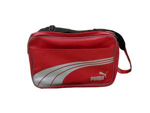 【送料無料・即決・中古】PUMA プーマ エナメルバッグ ショルダーバッグ 赤/黒（つや消し） 35L