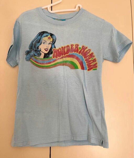 ワンダーウーマン　Tシャツ　DCコミックス　古着　アメリカ　カジュアル　USA ビンテージ vintage マーベル Tee