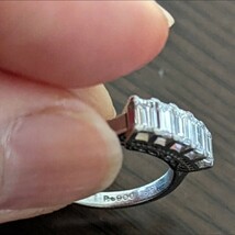 セミアンティーク☆Pt900上質バケットダイヤリング 約1ct 6号 計0.98ct 一文字 エタニティ エメラルドカット好きにも_画像9