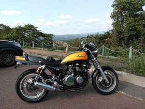 ゼファー750（BC-ZR750C）2006年式（最終生産：裏ファイナル）極上品　希少　走行距離（10,000km）