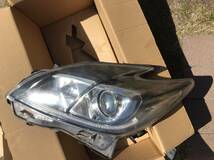 トヨタ純正 ZVW30系プリウス HID ヘッドライト 左側 KOITO 47-52/81185-47411 _画像1