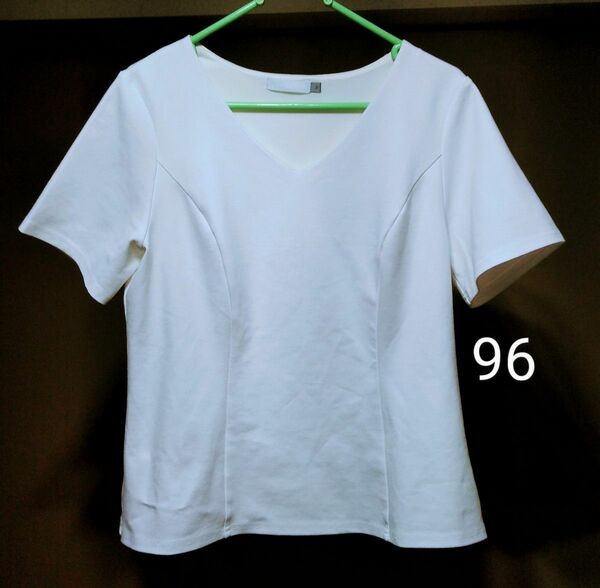 overE　Vネック Tシャツ96半袖　 白 