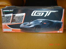 ⇒【新品未開封／グリーンライト（GREENLIGHT）／ 1:43ミニカー ／2019 フォードGT - カーボンシリーズ（2019 FORD GT - CARBON SERIES）】_画像5