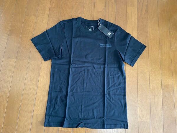 アディダス オリジナルス Tシャツ 新品 S