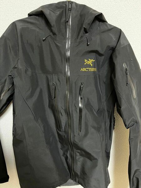 Arc’teryx Alpha SV 24K Sサイズ　カナダ製