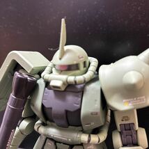 即決　MG 機動戦士ガンダム MS-06J 量産型ザクVer.2.0 1/100 ジャンク　プラモデル　完成品　ガンプラ ザクⅡ_画像1